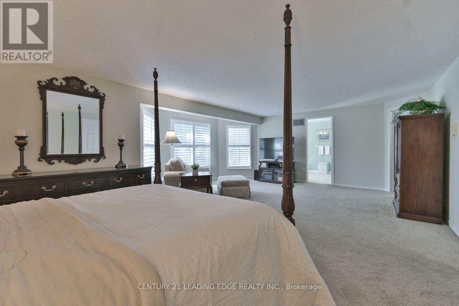 14 MONTROSE CRESCENT - Image 25
