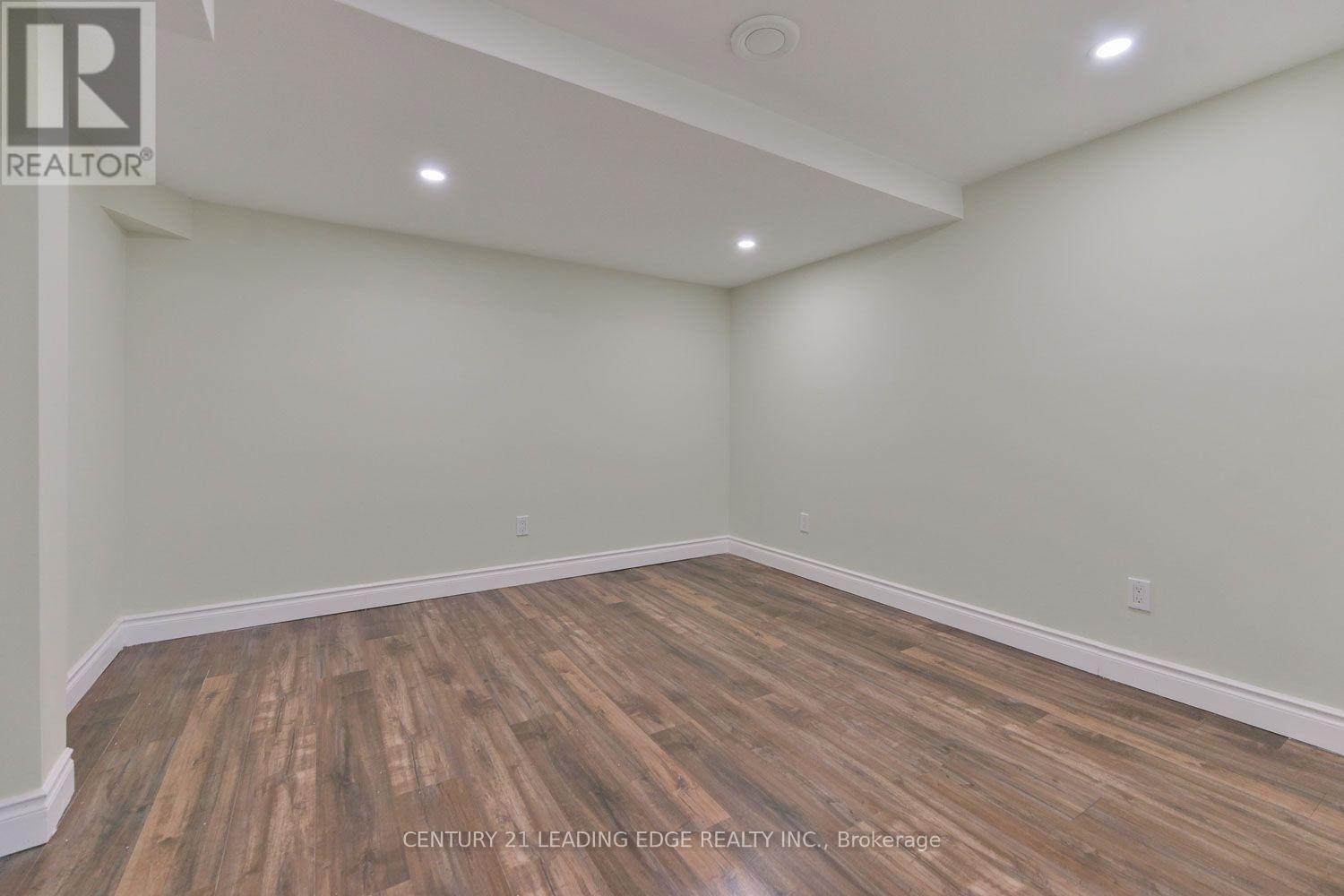 14 MONTROSE CRESCENT - Image 38
