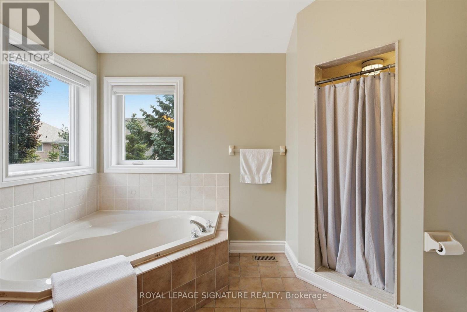 23 KAITLIN DRIVE - Image 26