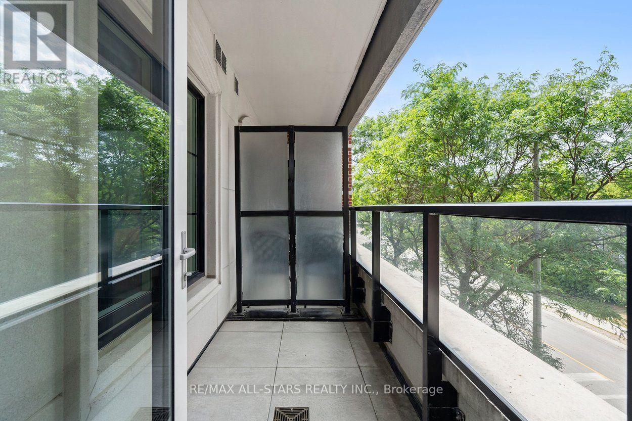 #219 20 FRED VARLEY DRIVE - Image 20