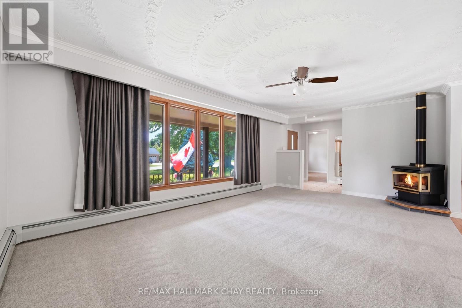 14 DOUGLAS DRIVE - 11