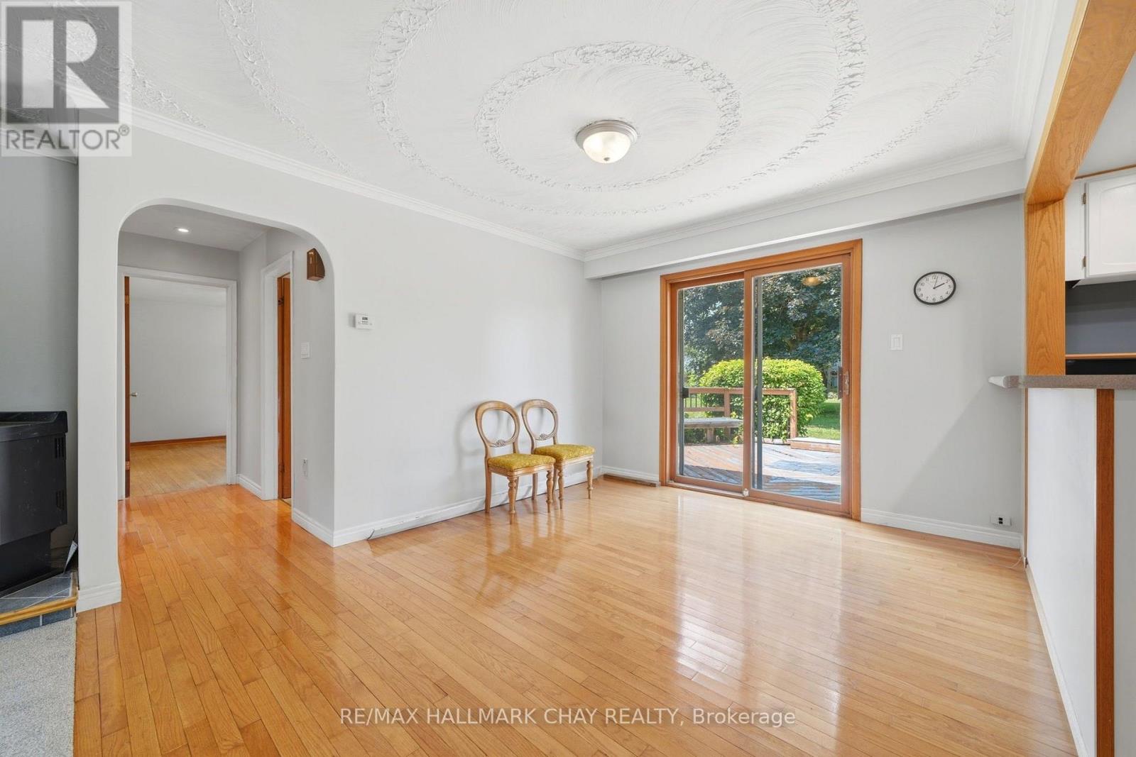 14 DOUGLAS DRIVE - 16