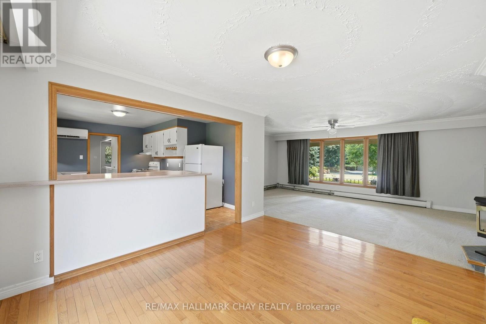 14 DOUGLAS DRIVE - 17