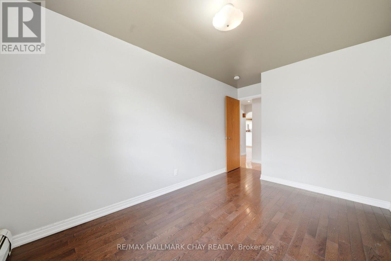 14 DOUGLAS DRIVE - 22