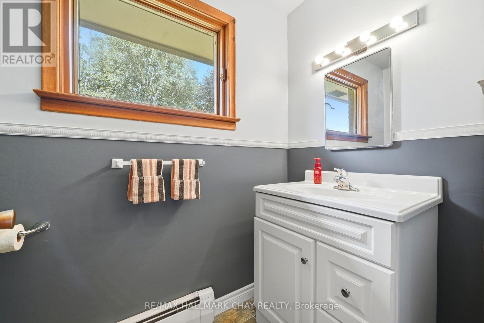 14 DOUGLAS DRIVE - 26