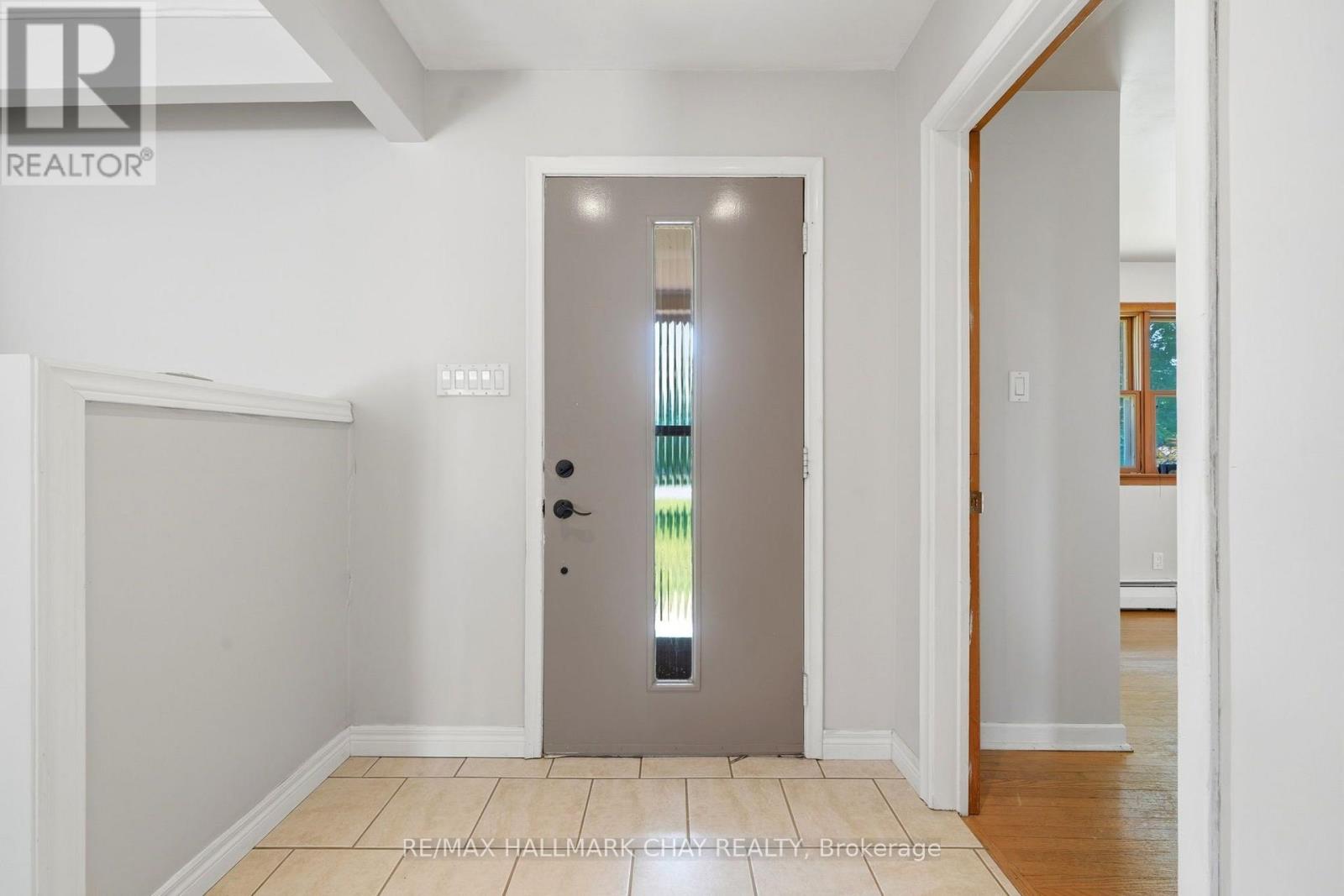 14 DOUGLAS DRIVE - 7
