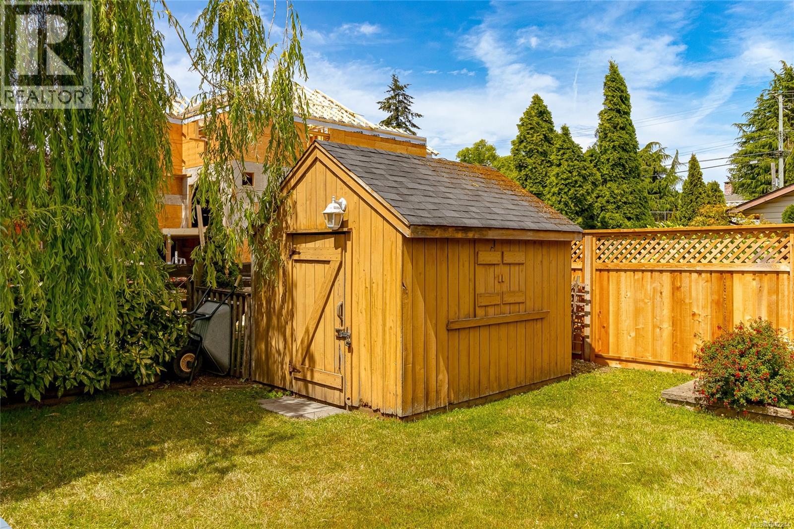 2142 Lannon Way - 21