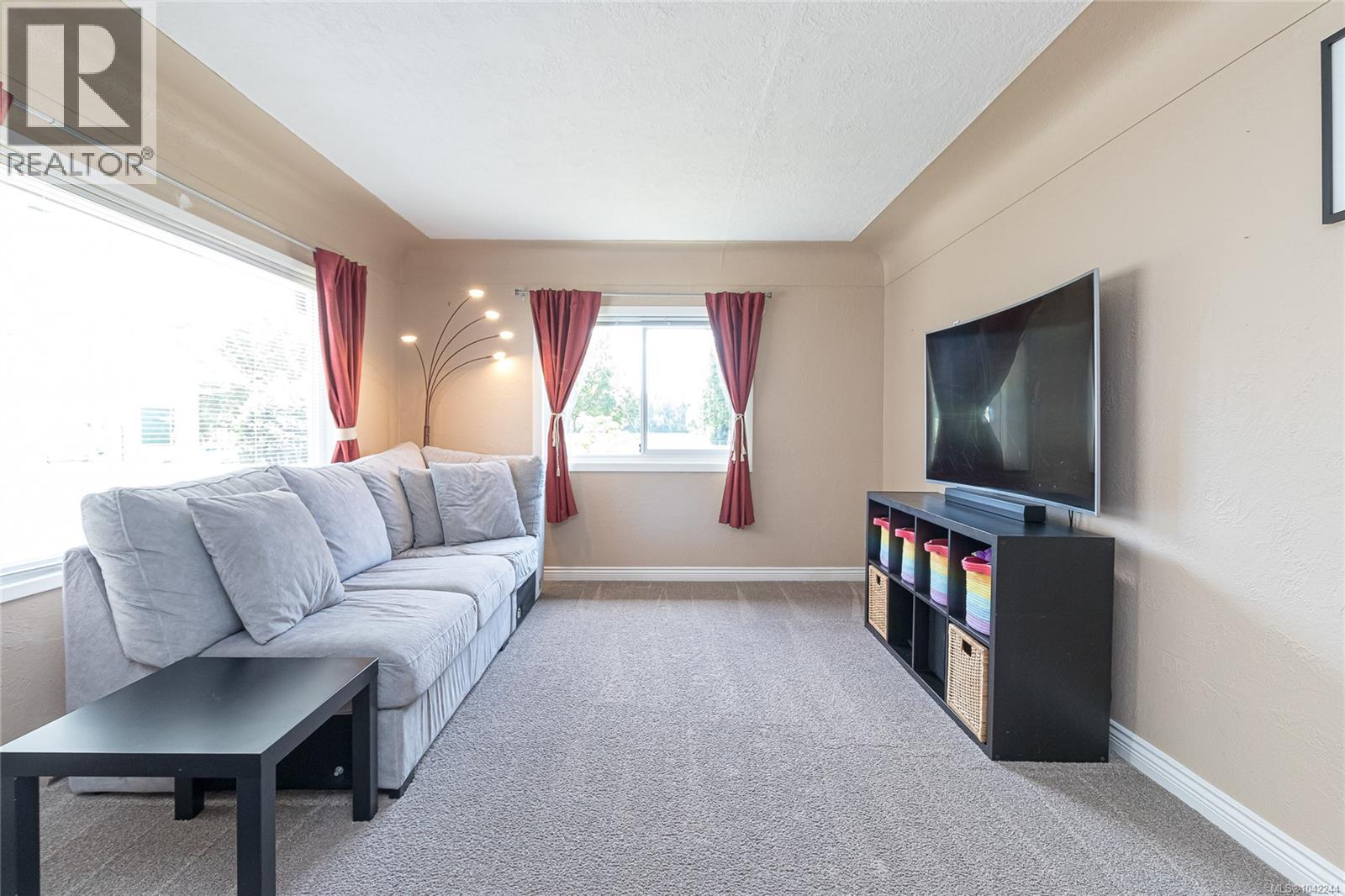 2142 Lannon Way - 6