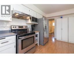 Kitchen - 2142 Lannon Way, Sidney, BC V8L4K2 Photo 10