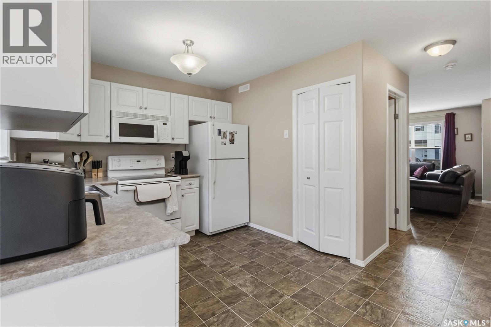 123 203 Herold TERRACE — photo 10