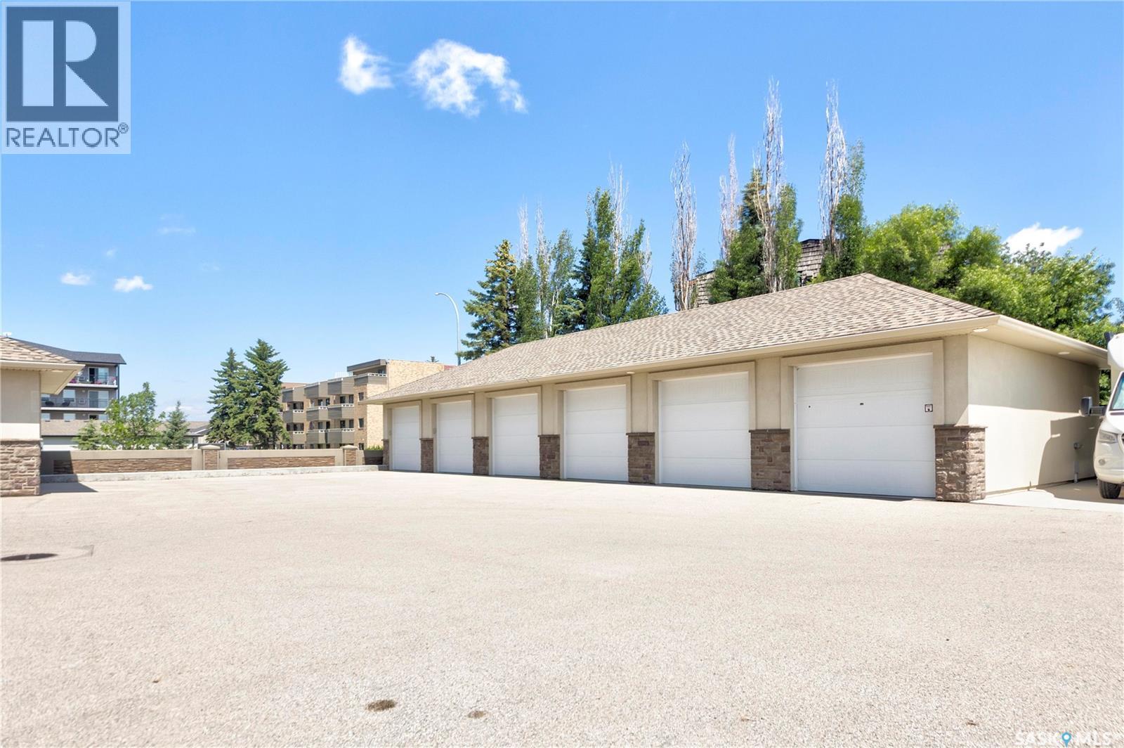 #308 2800 Lakeview DRIVE - 20