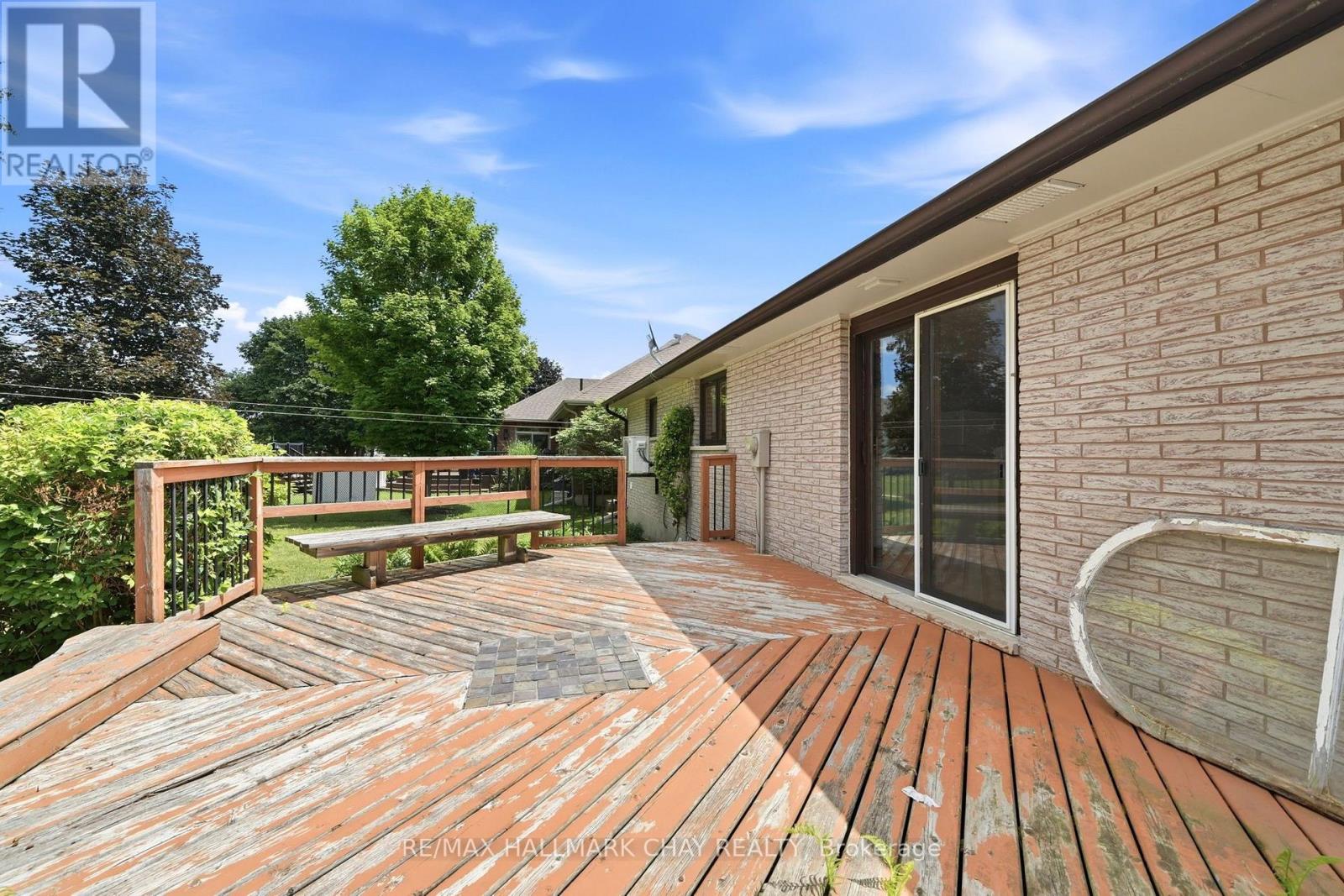 14 DOUGLAS DRIVE - 41