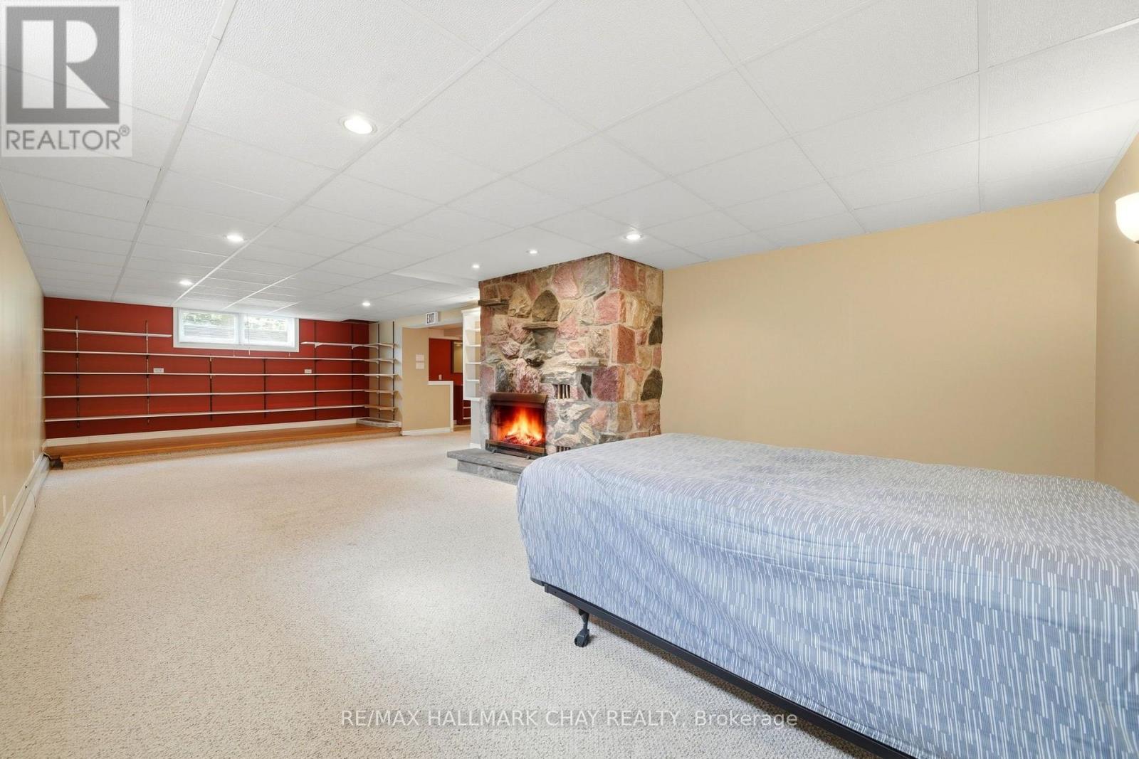14 DOUGLAS DRIVE - 31