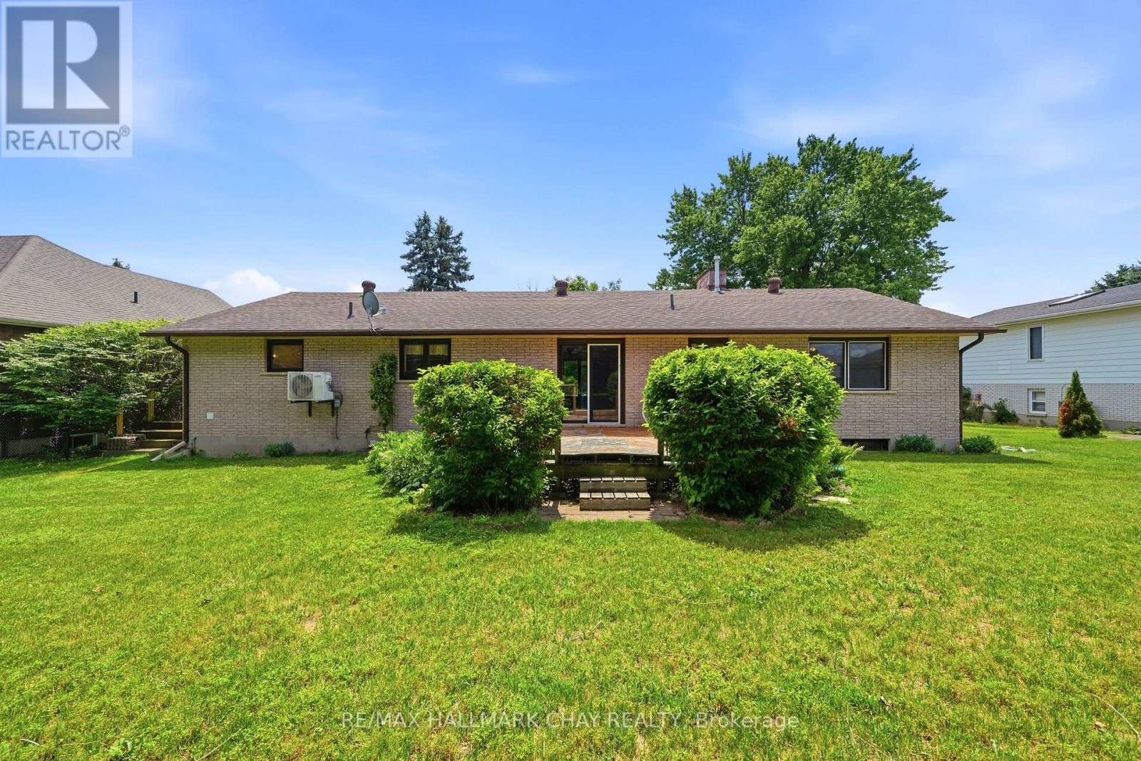14 DOUGLAS DRIVE - 38