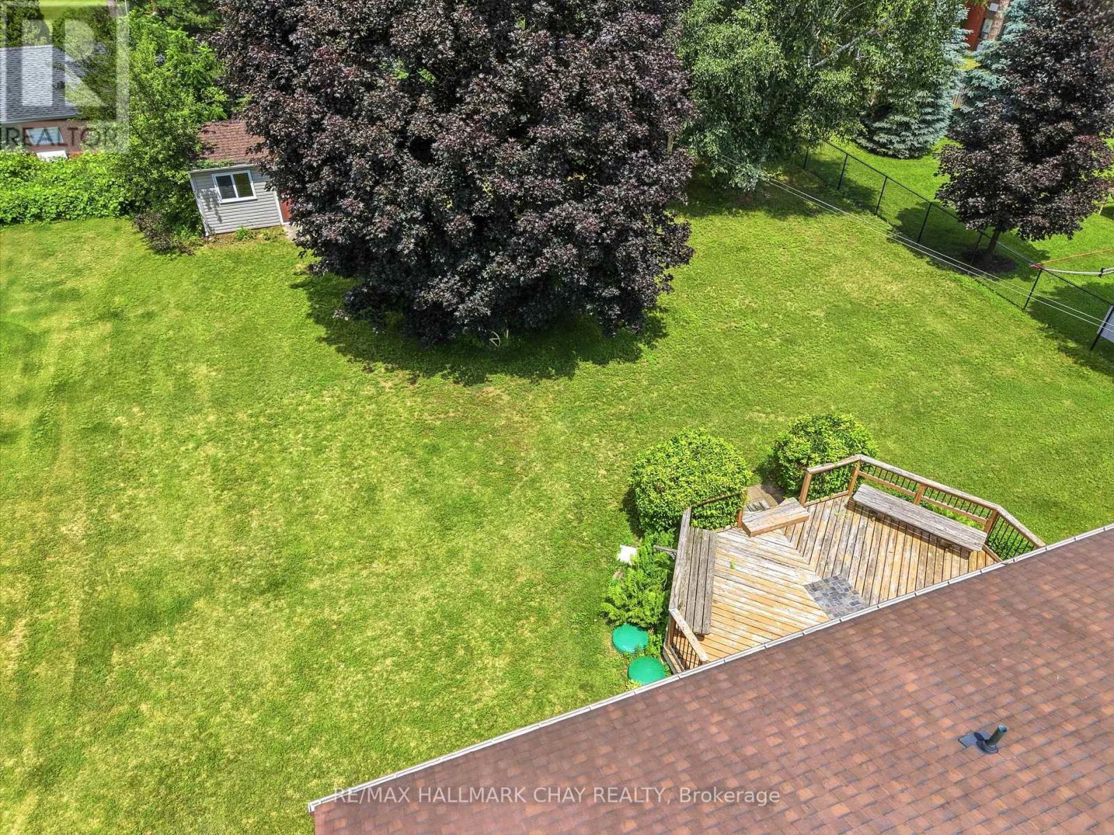 14 DOUGLAS DRIVE - 44