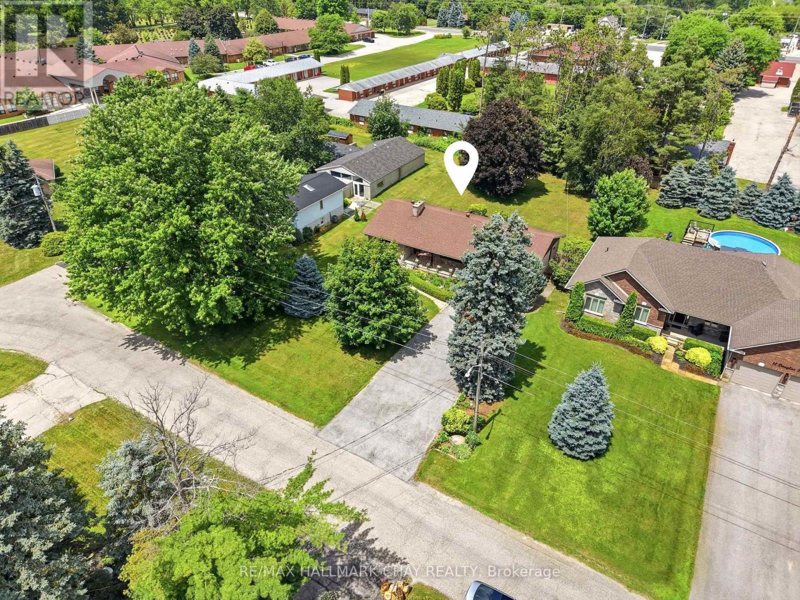 14 DOUGLAS DRIVE - 46