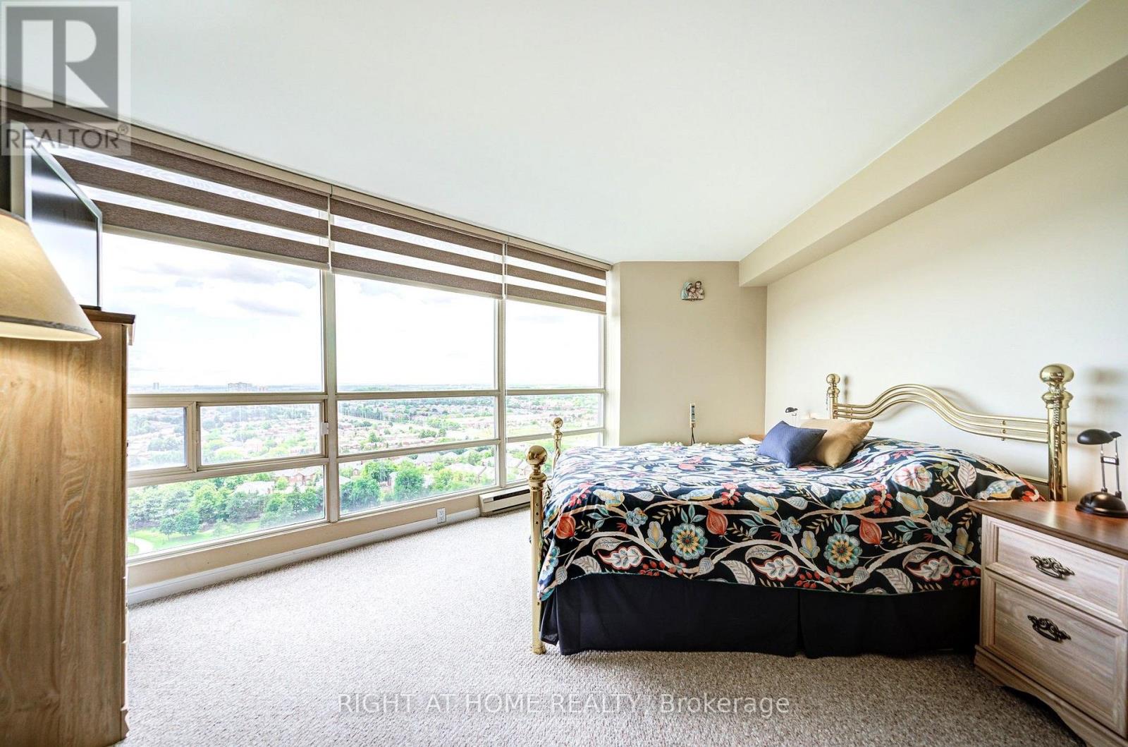 #2105 45 KINGSBRIDGE GARDEN CIRCLE - 23