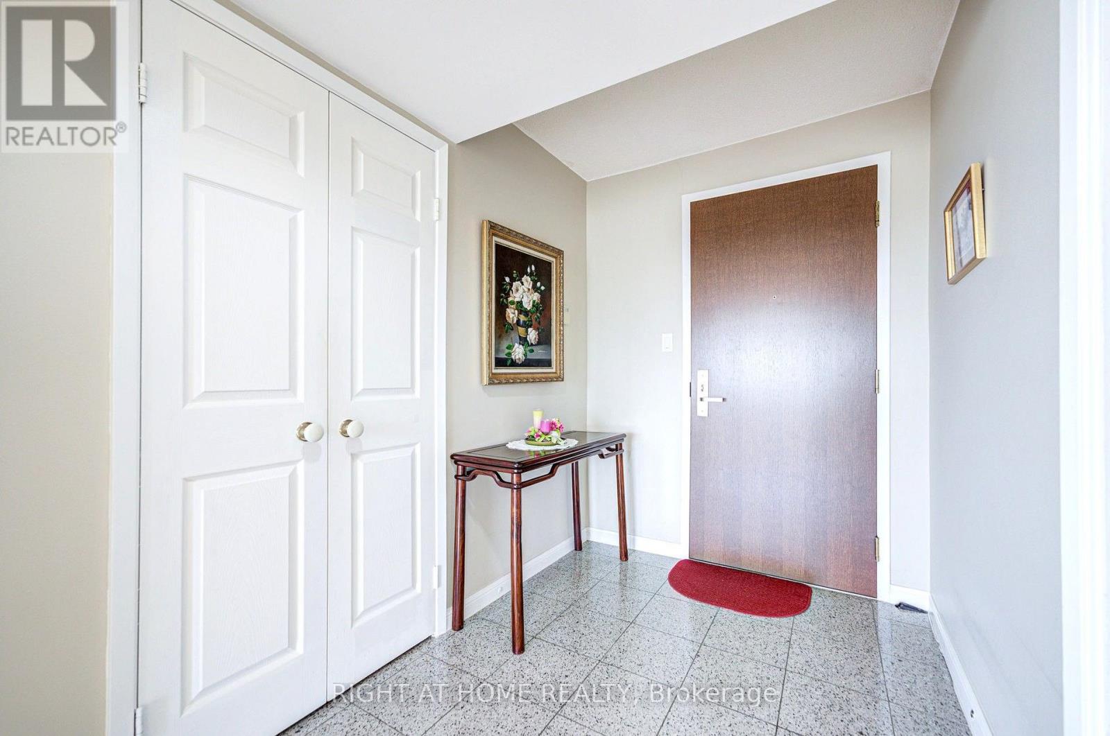 #2105 45 KINGSBRIDGE GARDEN CIRCLE - 7