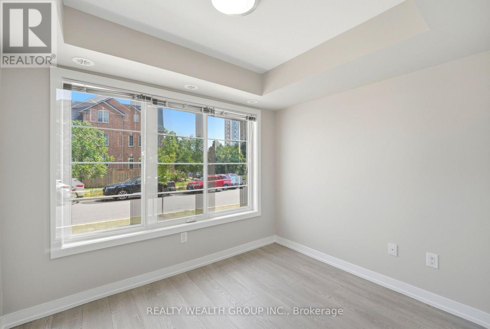 #253 60 PARROTTA DRIVE - 12