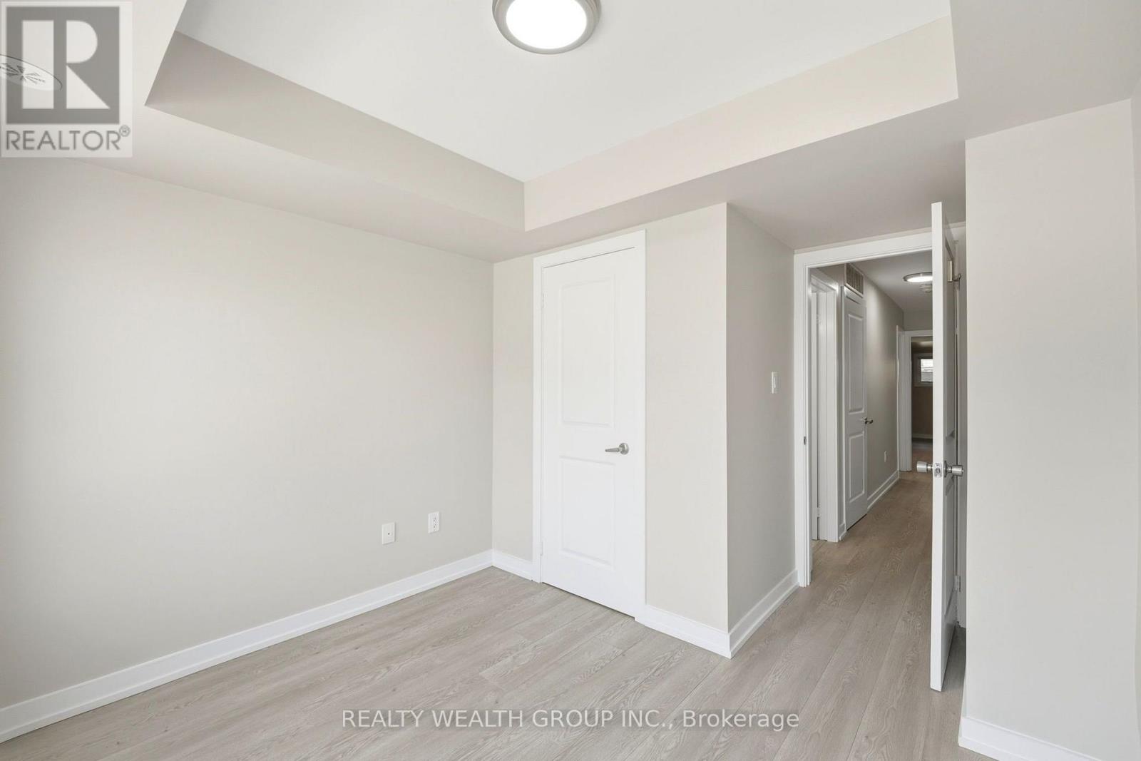 #253 60 PARROTTA DRIVE - 13