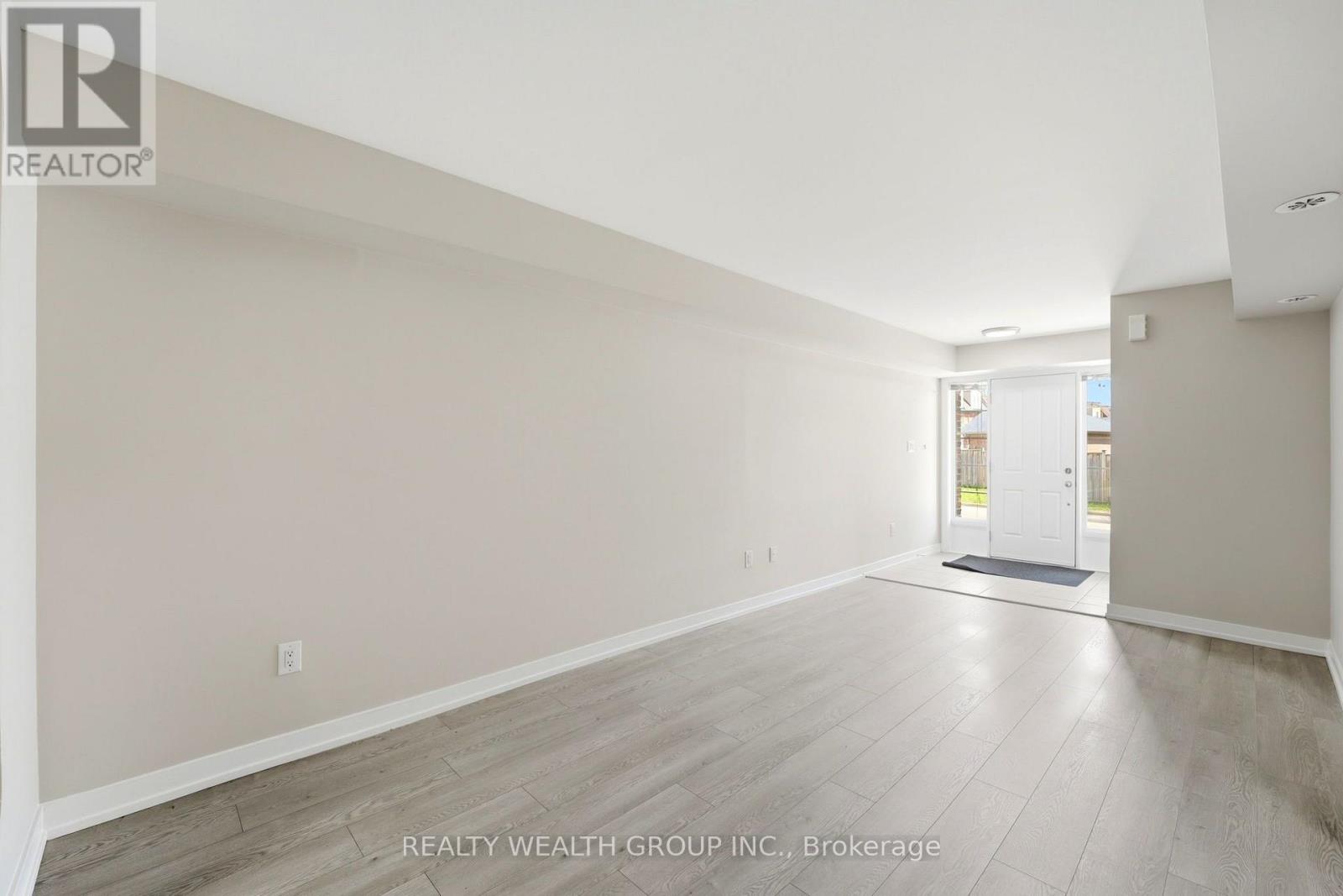 #253 60 PARROTTA DRIVE - 7