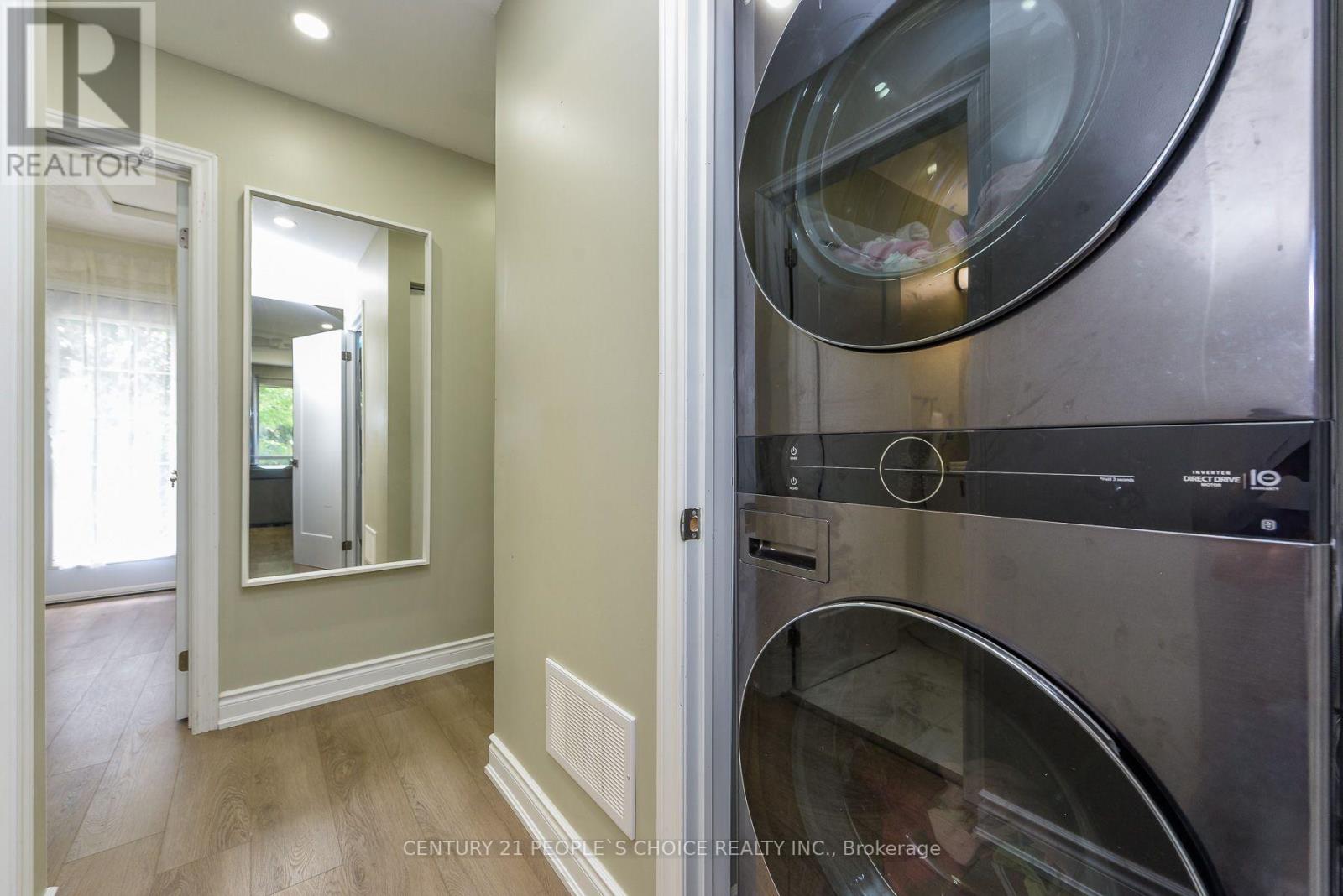8 FIDELIA CRESCENT - 16