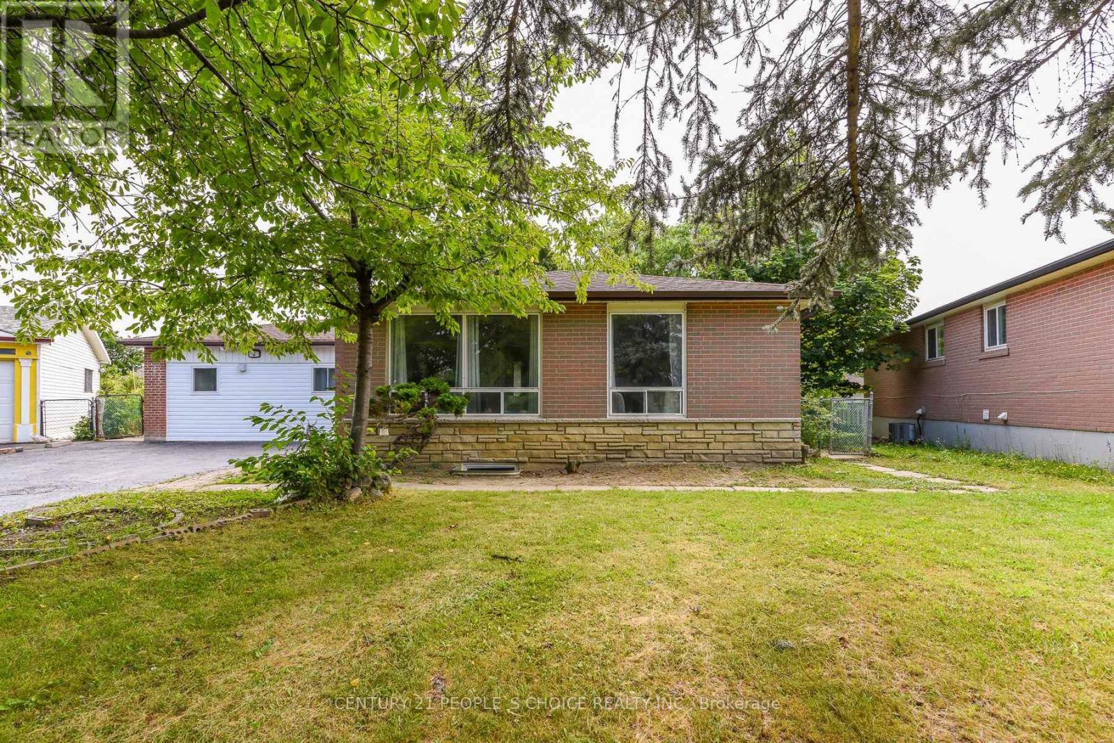 8 FIDELIA CRESCENT - 3