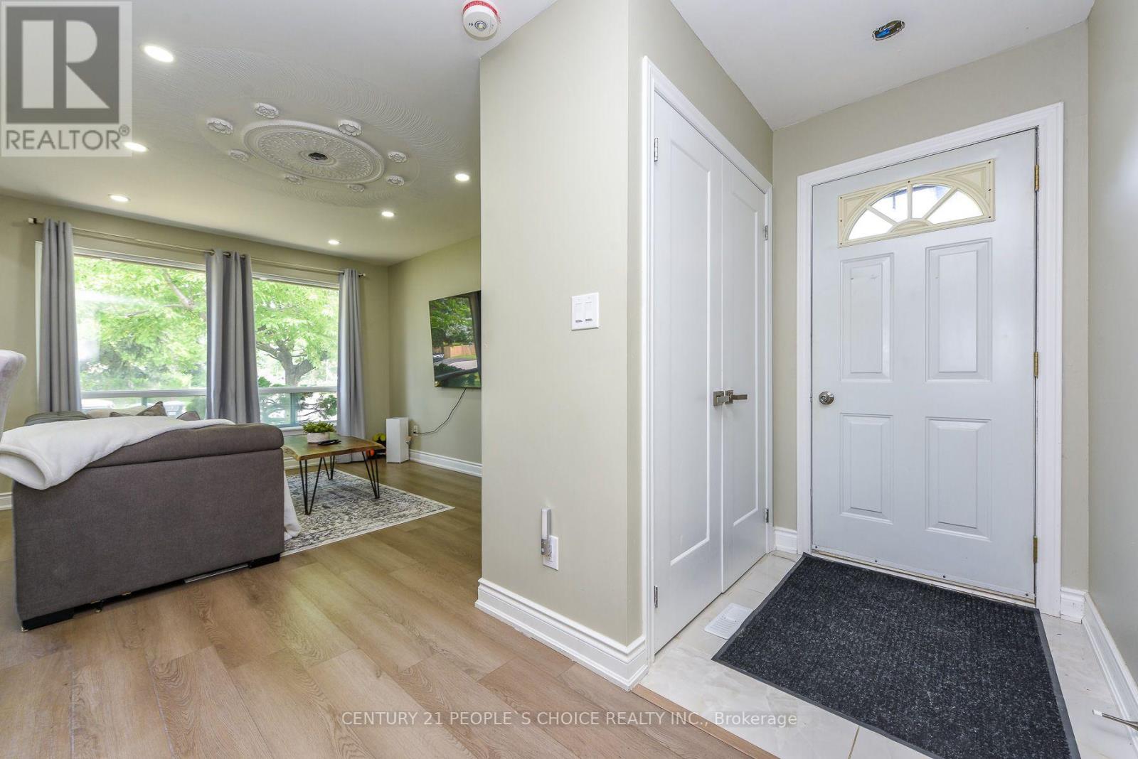8 FIDELIA CRESCENT - 5
