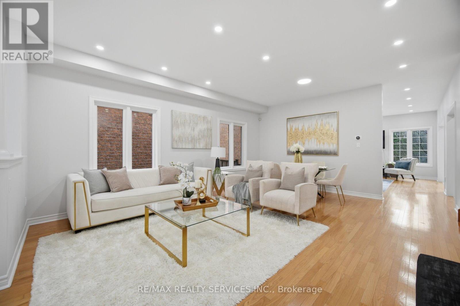 62 SIR JACOBS CRESCENT - 5