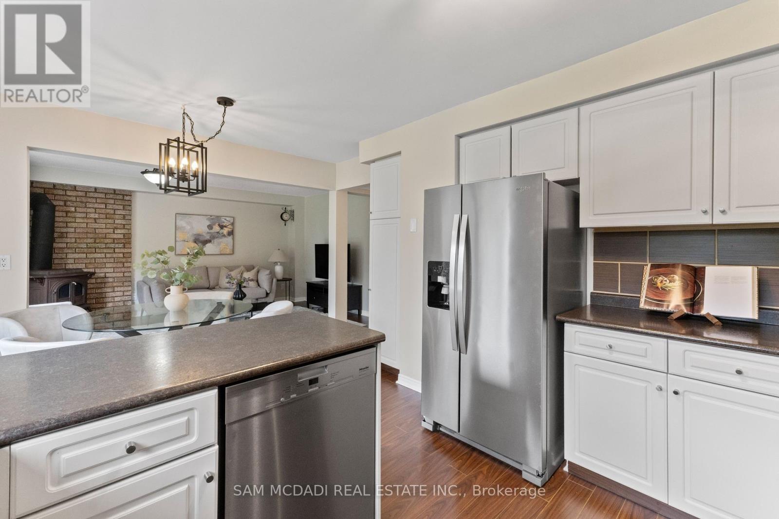 470 ABERFOYLE COURT - 14