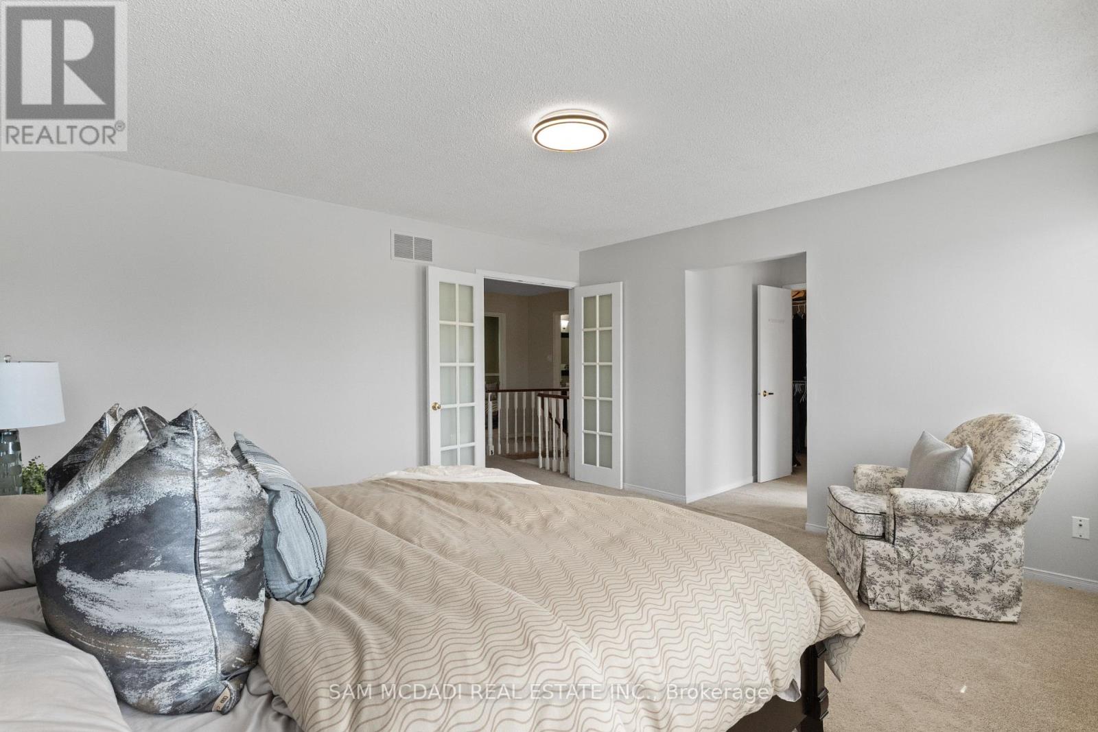 470 ABERFOYLE COURT - 25