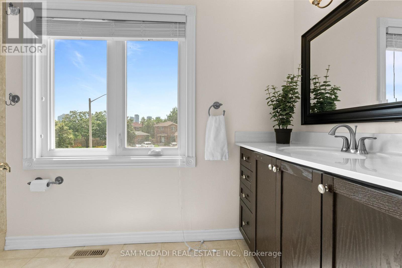 470 ABERFOYLE COURT - 26