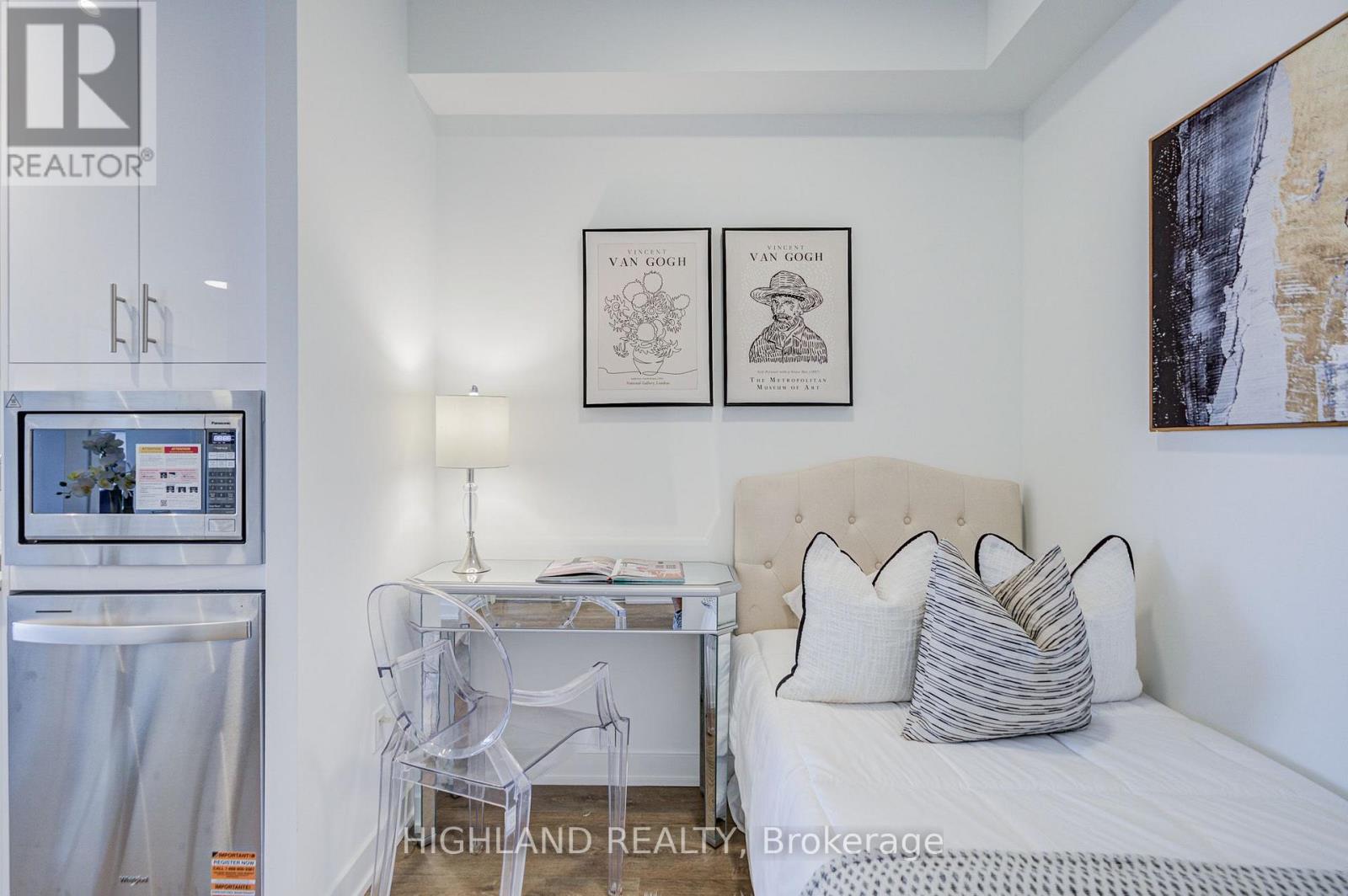 #3103 5081 HURONTARIO STREET - 13