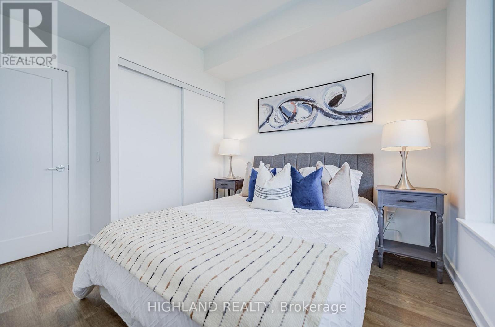 #3103 5081 HURONTARIO STREET - 29