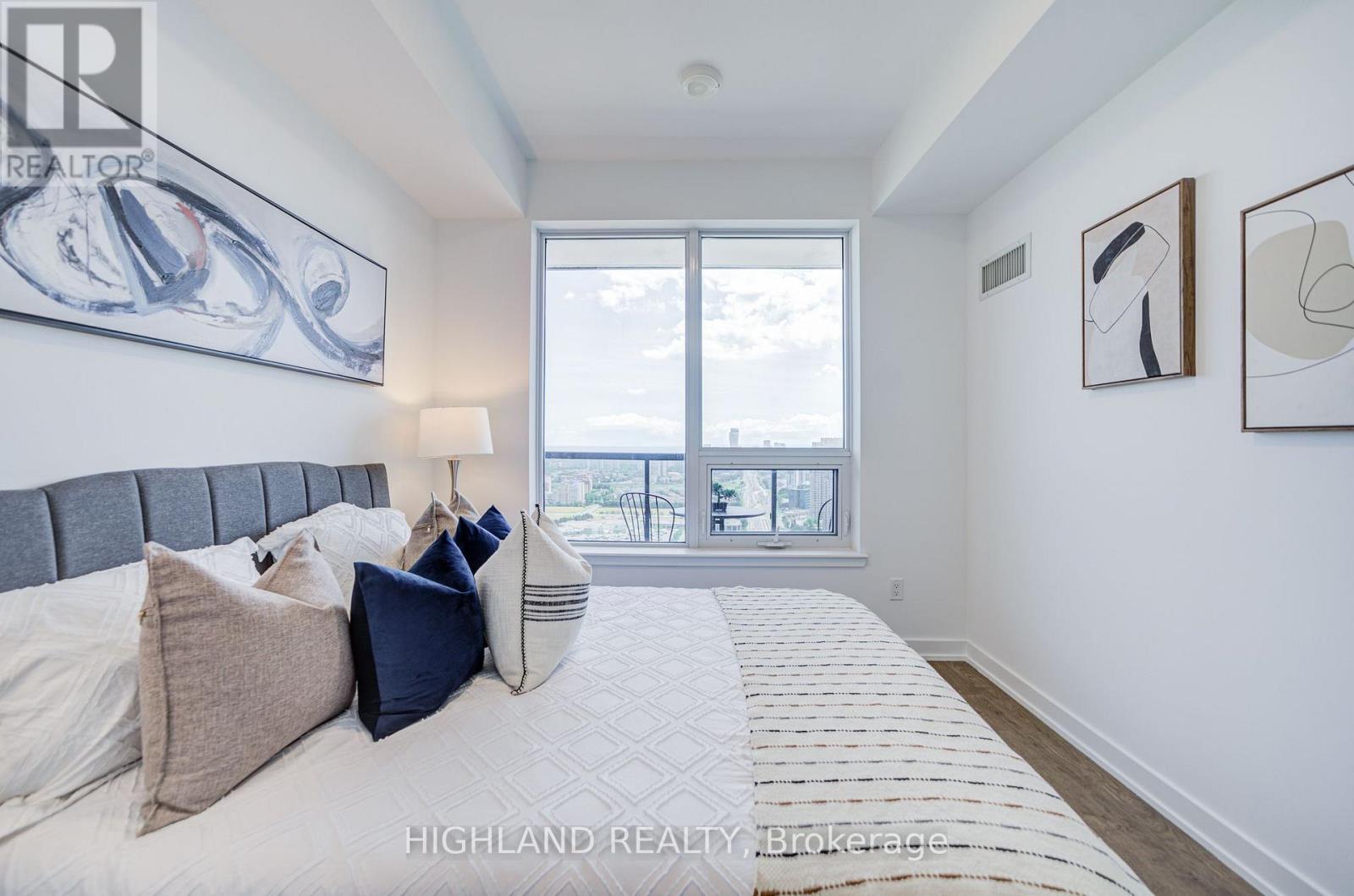 #3103 5081 HURONTARIO STREET - 30