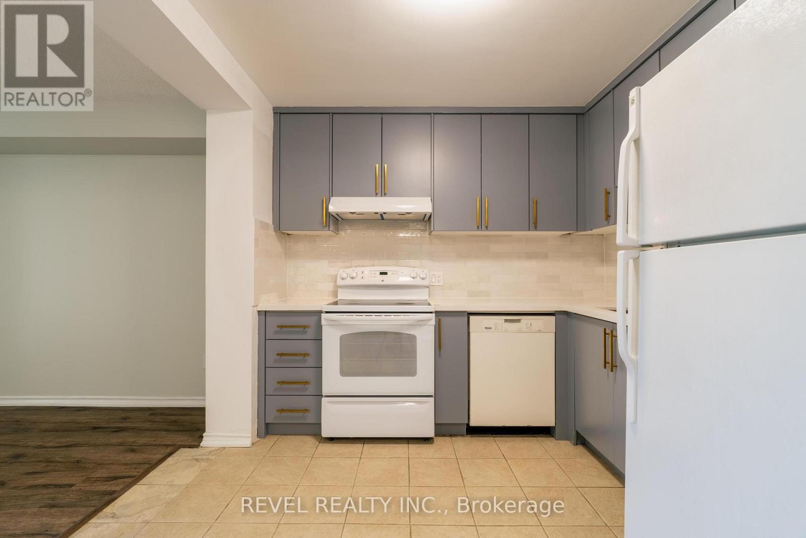 #306 3559 EGLINTON AVENUE W - 10