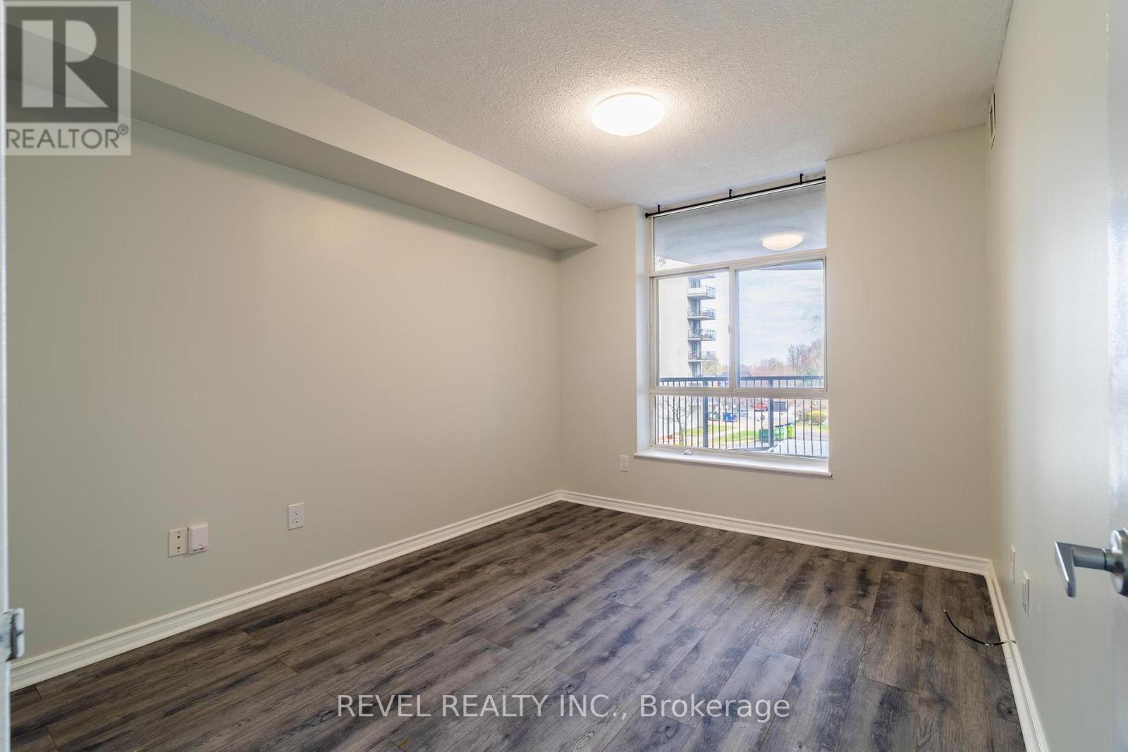 #306 3559 EGLINTON AVENUE W - 14