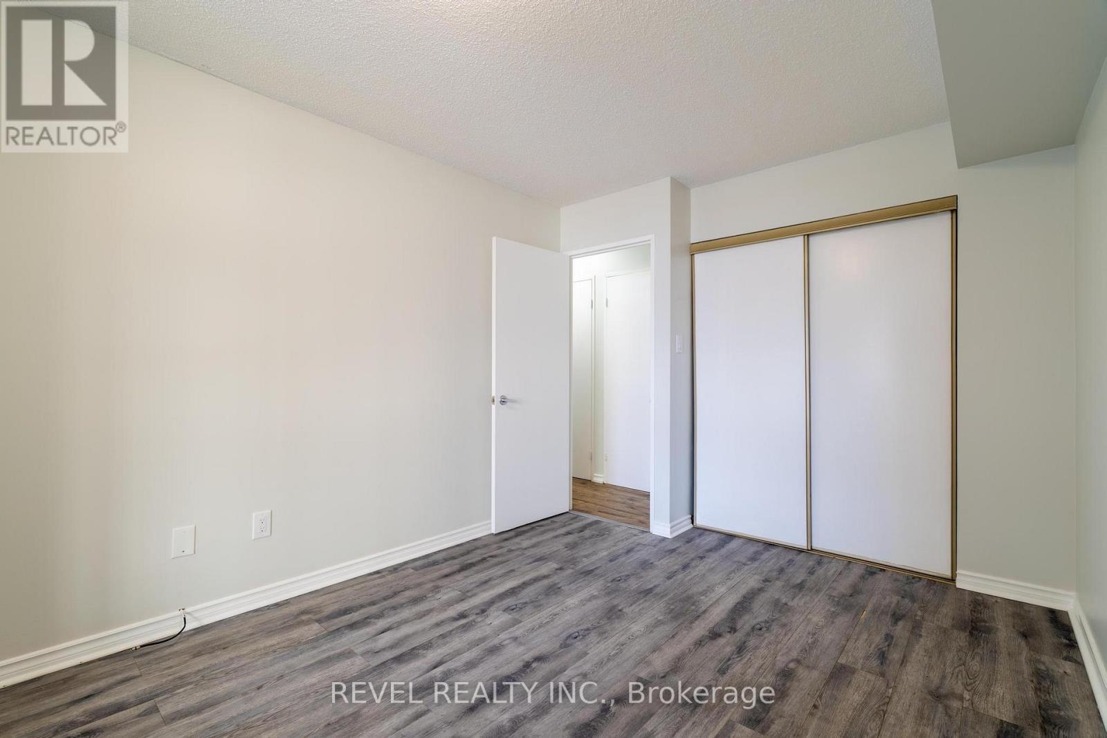 #306 3559 EGLINTON AVENUE W - 16
