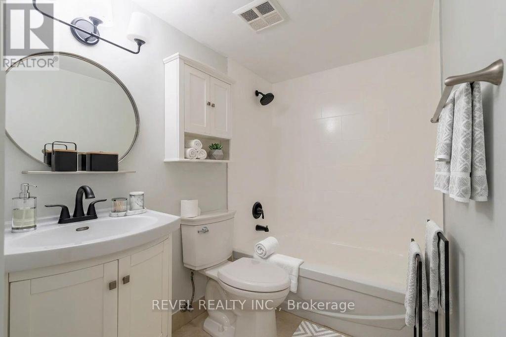 #306 3559 EGLINTON AVENUE W - 21