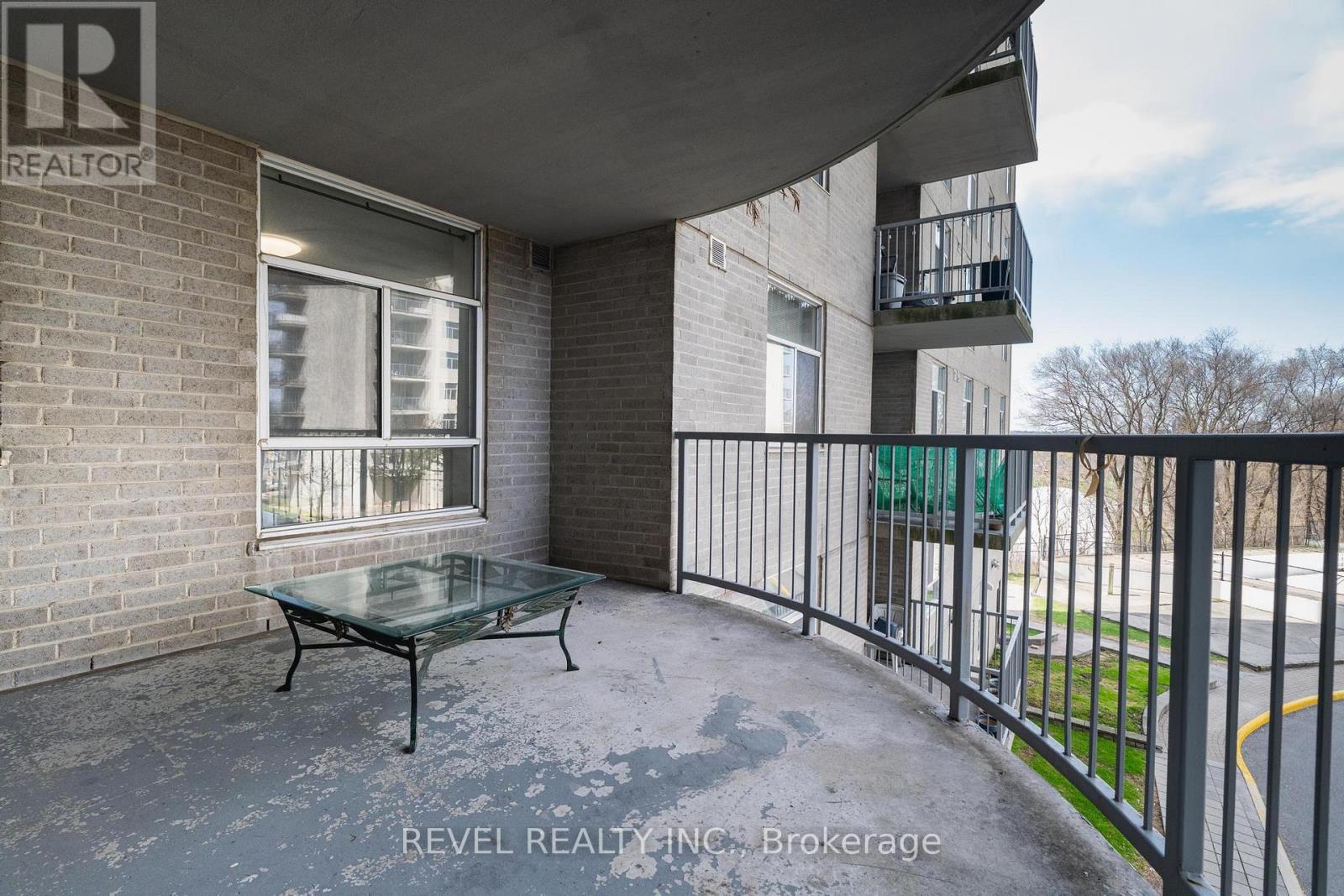 #306 3559 EGLINTON AVENUE W - 29