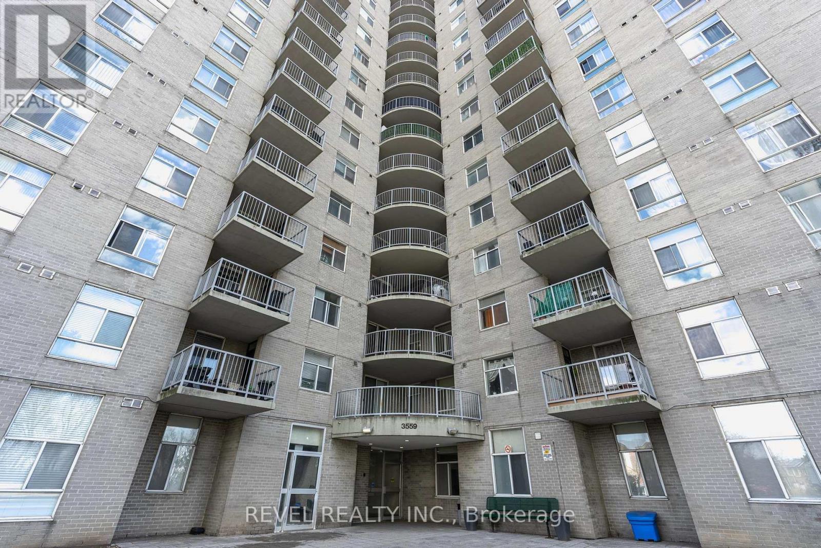 #306 3559 EGLINTON AVENUE W - 33