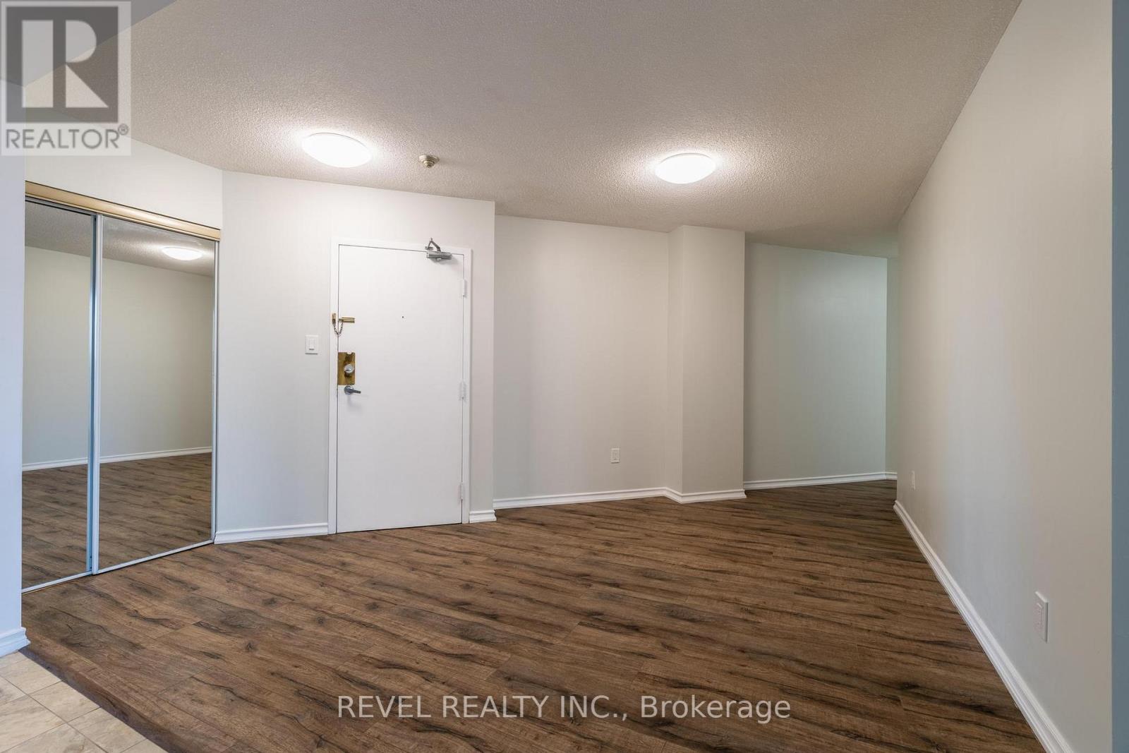 #306 3559 EGLINTON AVENUE W - 6