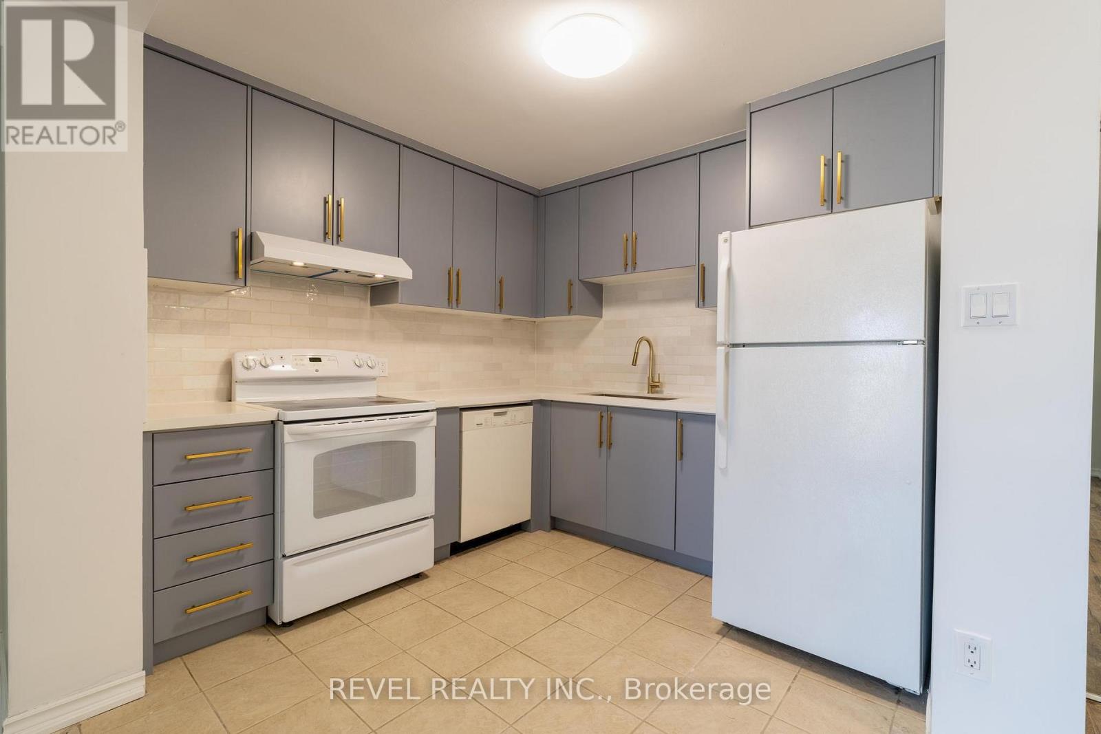 #306 3559 EGLINTON AVENUE W - 9