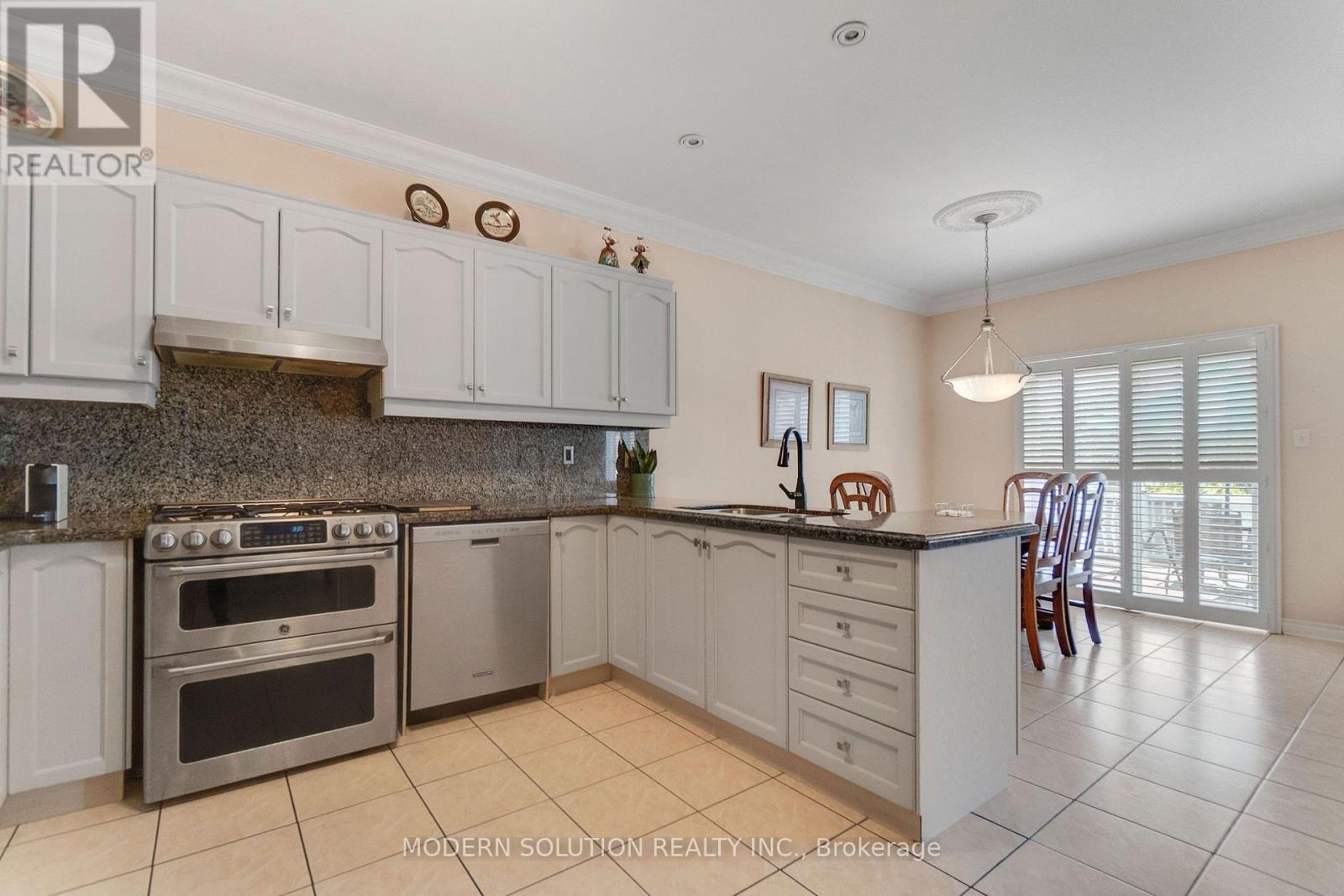 53 ELLWOOD DRIVE W - 17