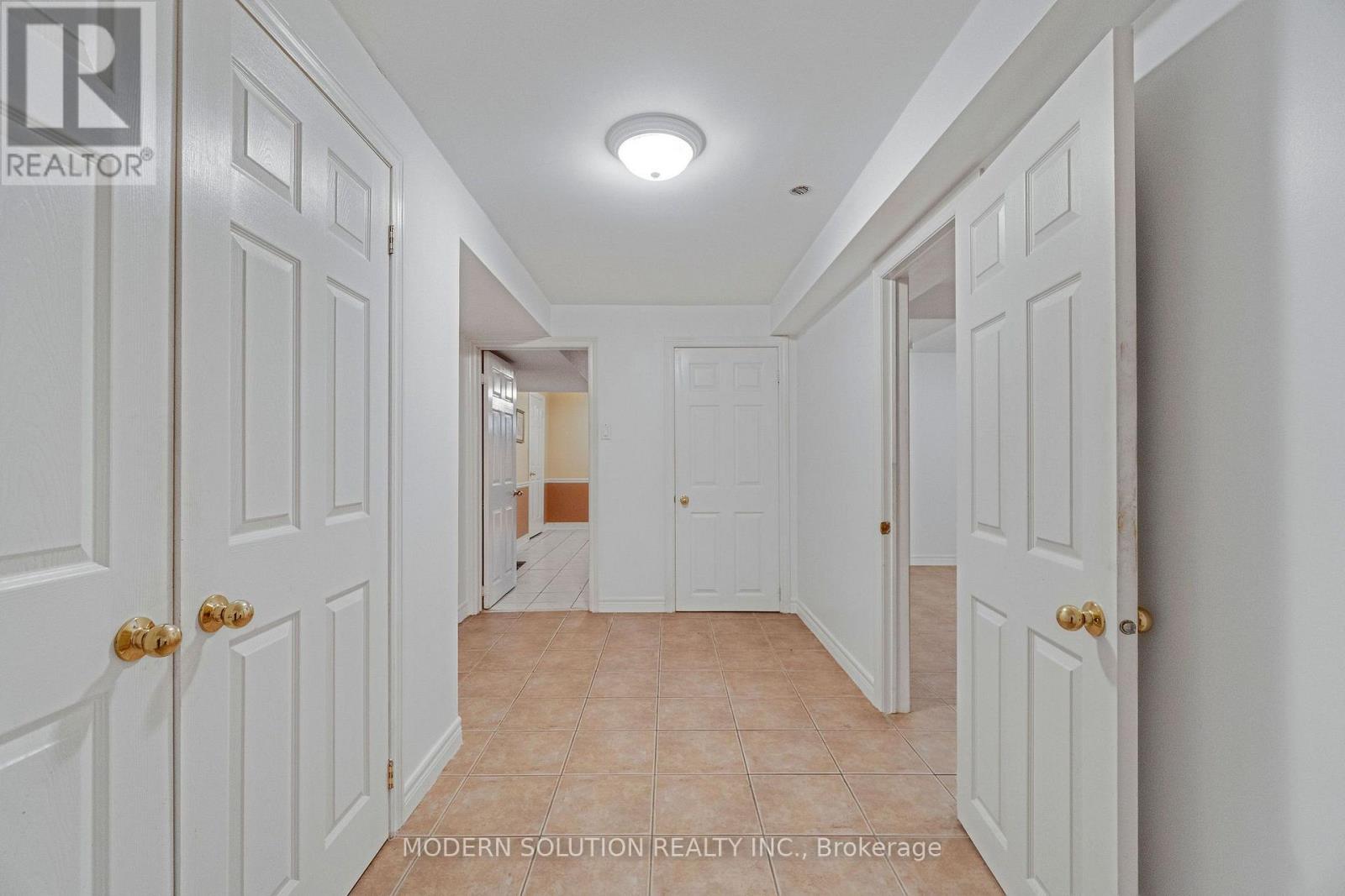 53 ELLWOOD DRIVE W - 37