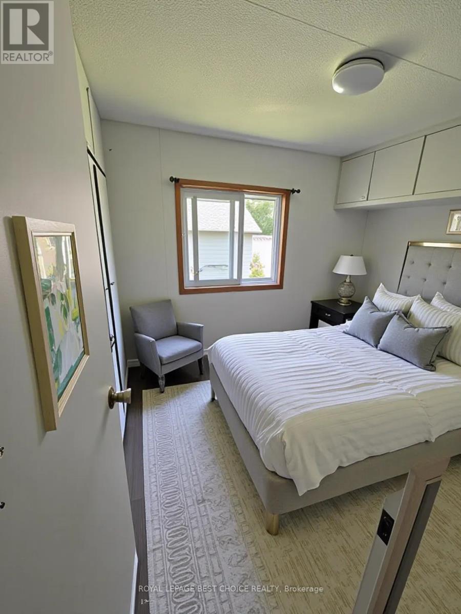 20 GOWARD AVENUE - 41
