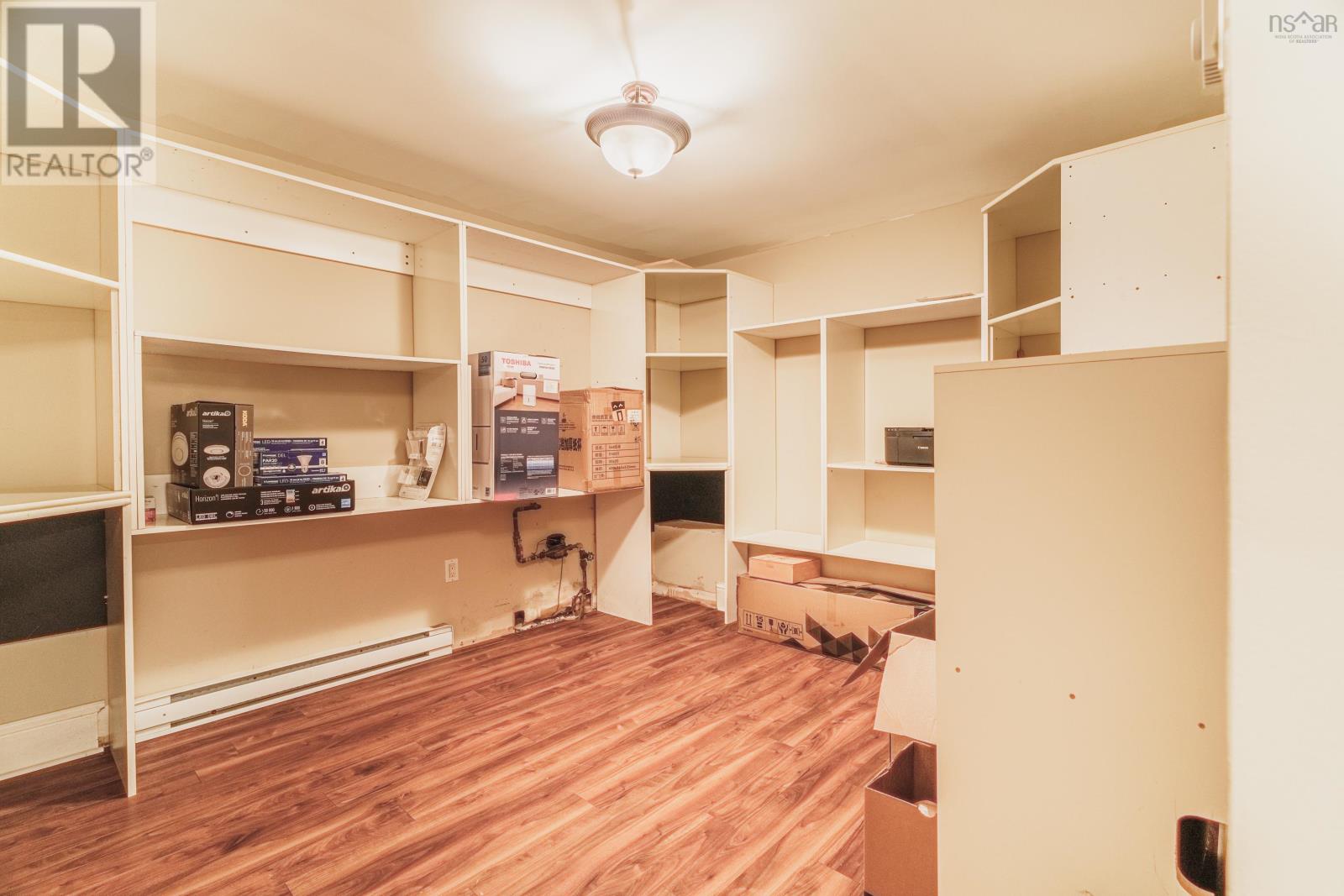 11 Laurentian Drive - 38