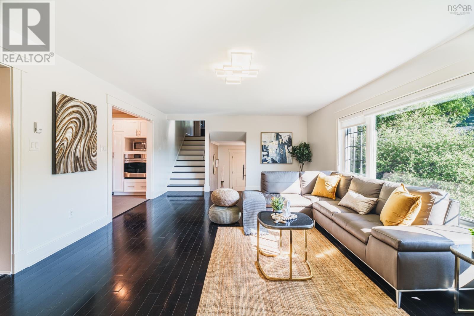 11 Laurentian Drive - 7