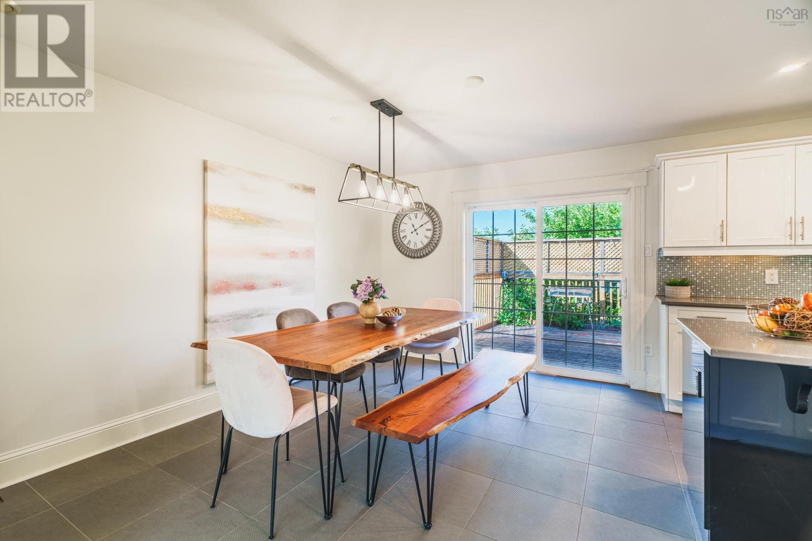 11 Laurentian Drive - 9