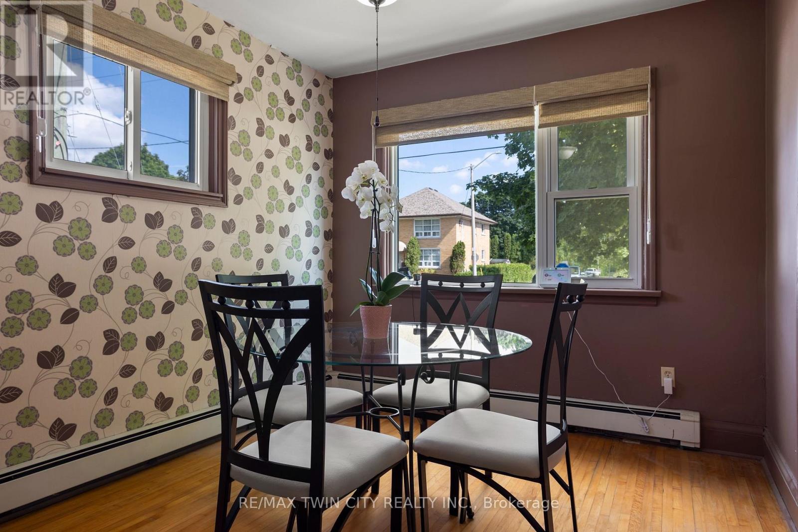 1099 UNION STREET - Image 20
